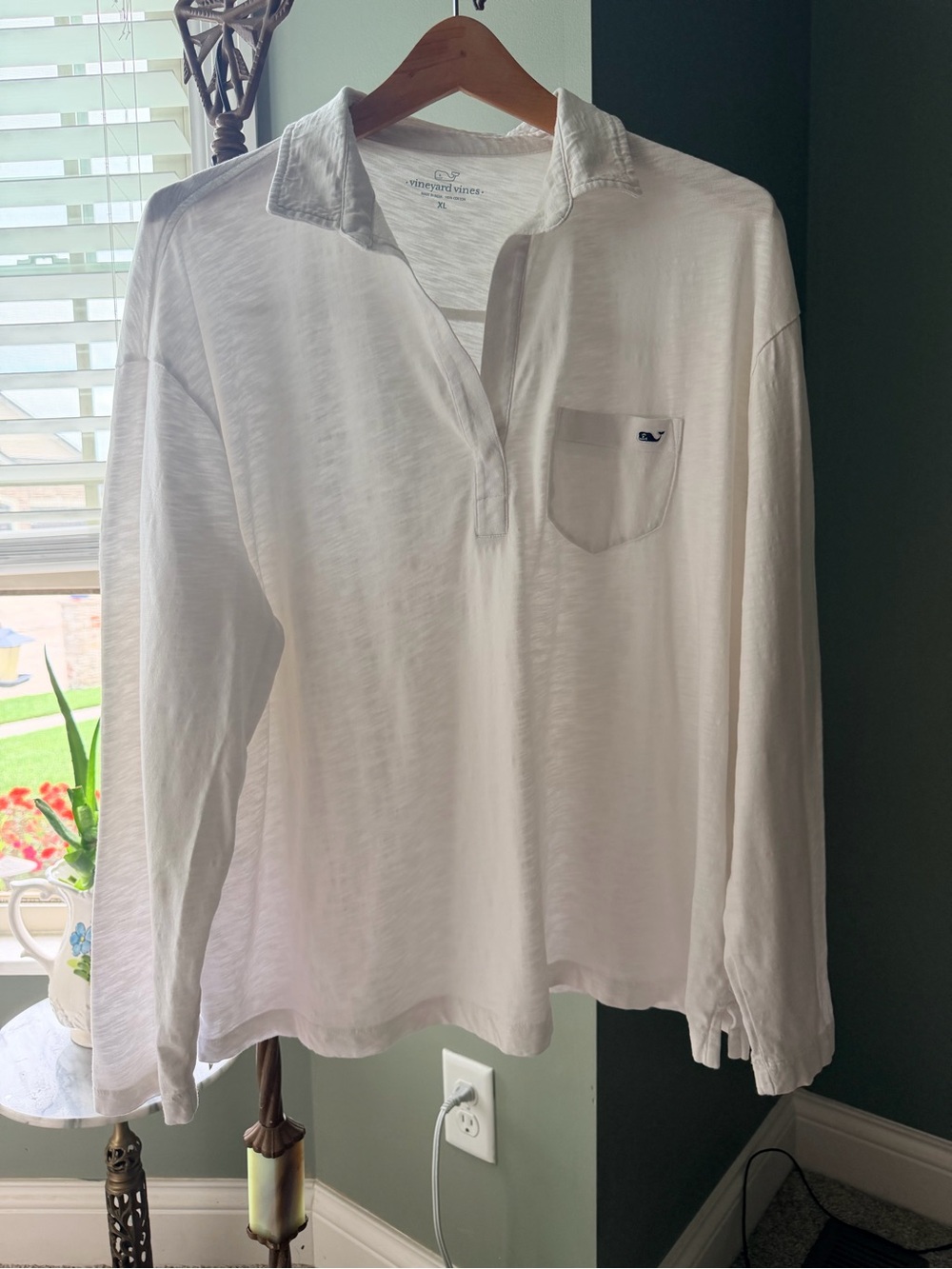 Vineyard Vines White Slub Cotton Long Sleeve Polo – Women’s XL